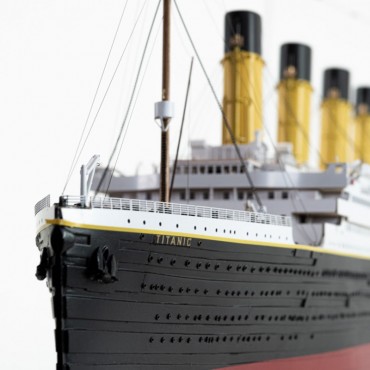 RMS TITANIC 1912 Paquebot 1/250 Amati B1606