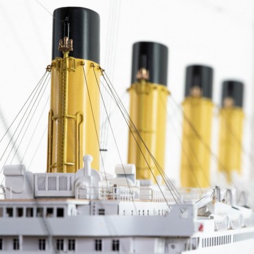 RMS TITANIC 1912 Paquebot 1/250 Amati B1606