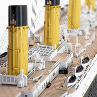 RMS TITANIC 1912 Paquebot 1/250 Amati B1606