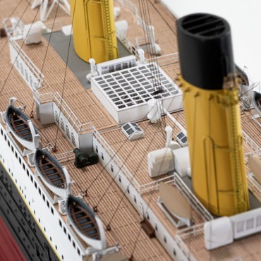 RMS TITANIC 1912 Paquebot 1/250 Amati B1606