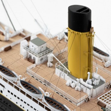 RMS TITANIC 1912 Paquebot 1/250 Amati B1606