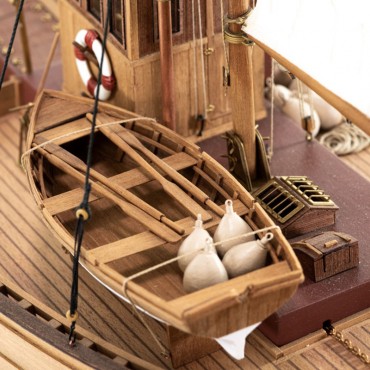 FIFIE Bateau de pêche Ecossais 1/32 Amati B1300.09