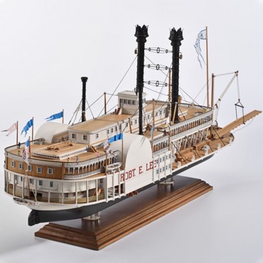 ROBERT E. LEE Bateau à vapeur du Mississippi 1/150 Amati B1439