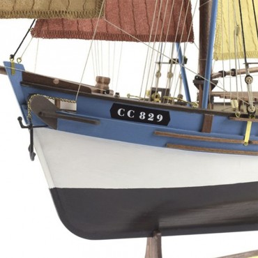 Maquette Bateau de Pêche en Bois Marina II 1:50 : Thonier